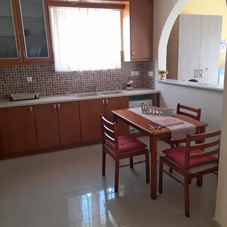 Glyfada Apartment 