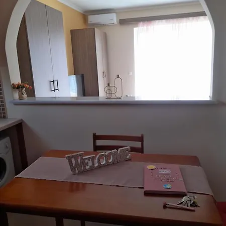 Glyfada Apartment 